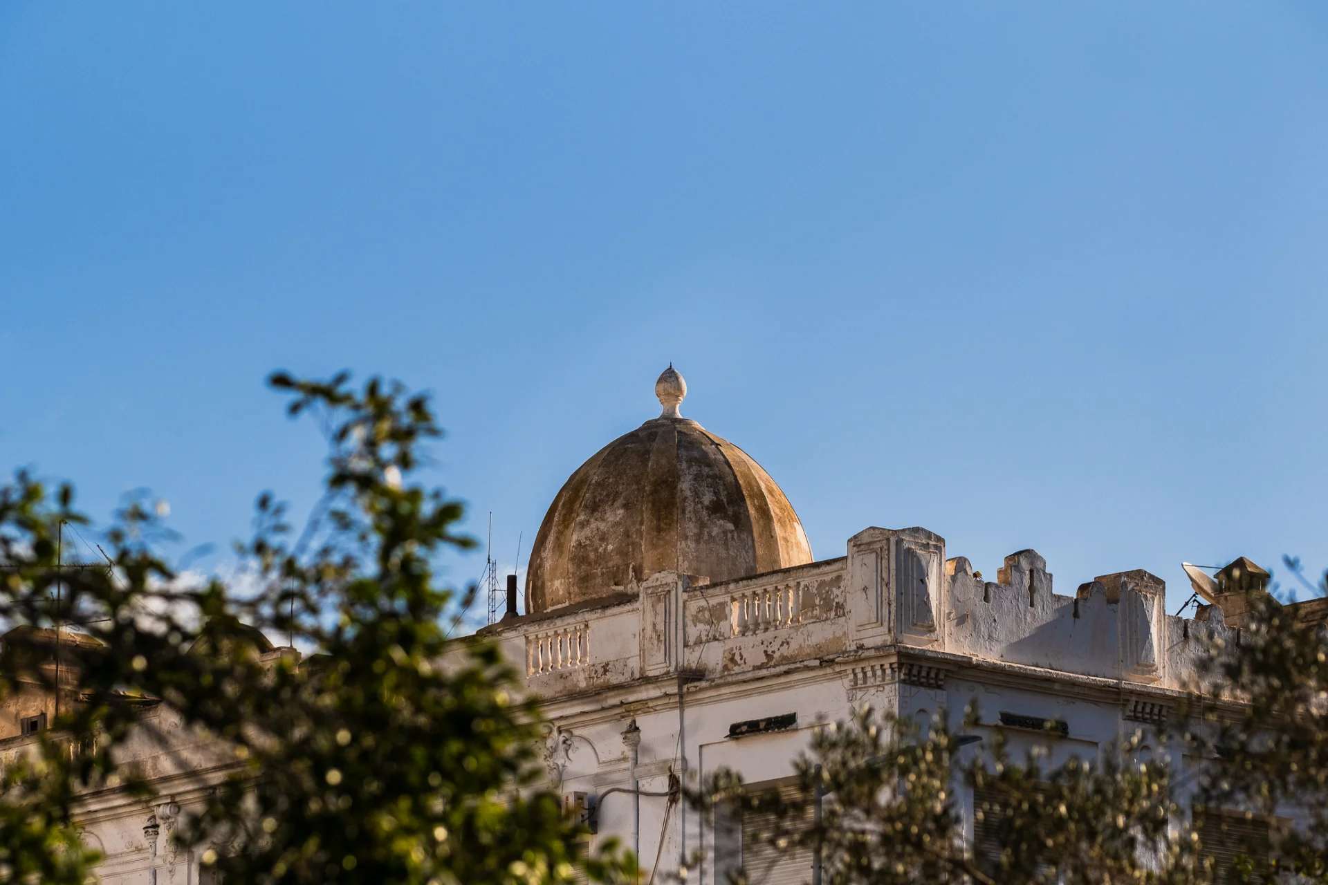 D b sfax centre ville